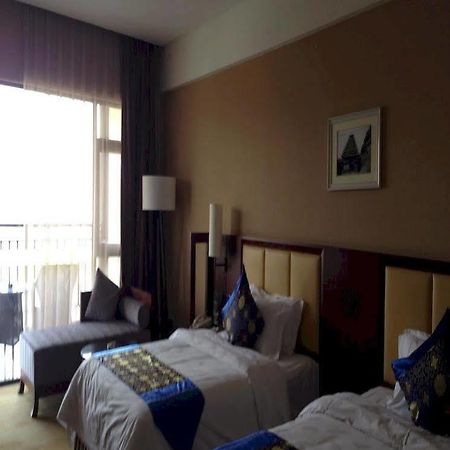 Liuzhou Sanjiangxian Dongxiangguo Hotel Exteriör bild