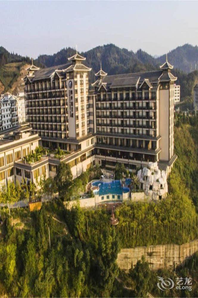 Liuzhou Sanjiangxian Dongxiangguo Hotel Exteriör bild