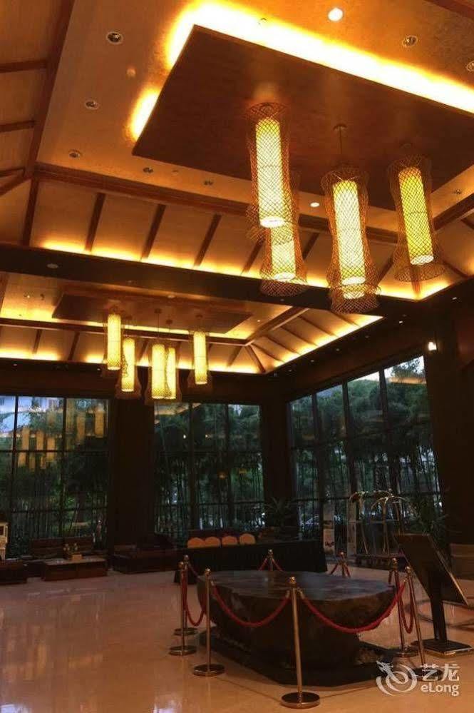 Liuzhou Sanjiangxian Dongxiangguo Hotel Exteriör bild