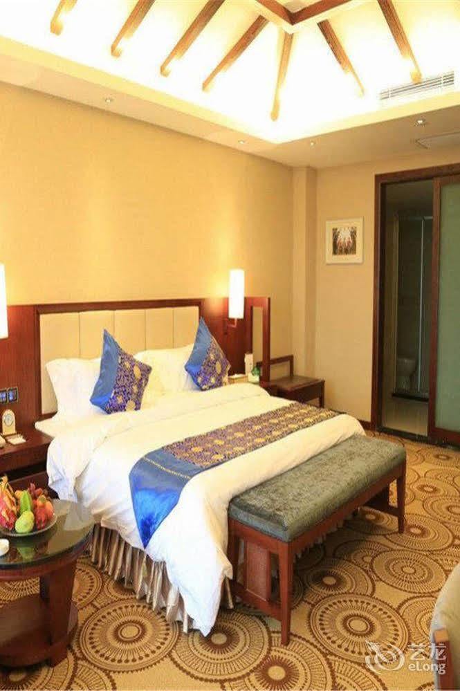 Liuzhou Sanjiangxian Dongxiangguo Hotel Exteriör bild
