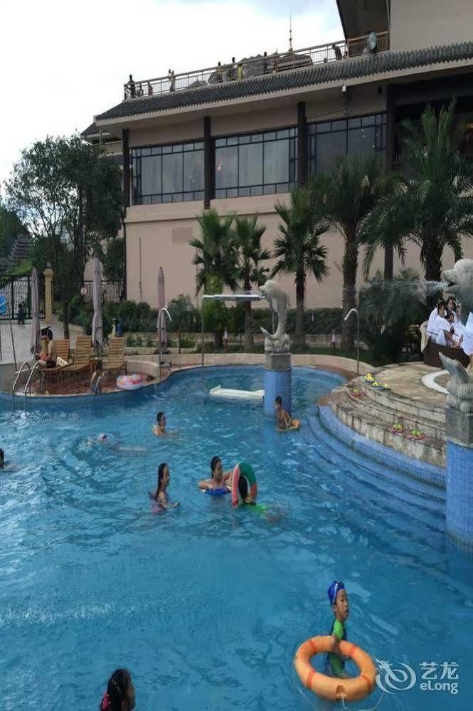 Liuzhou Sanjiangxian Dongxiangguo Hotel Exteriör bild